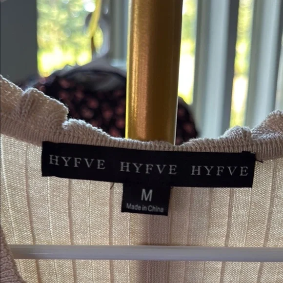 Tan Ribbed Ruffled Blouse - Picture 3 of 7